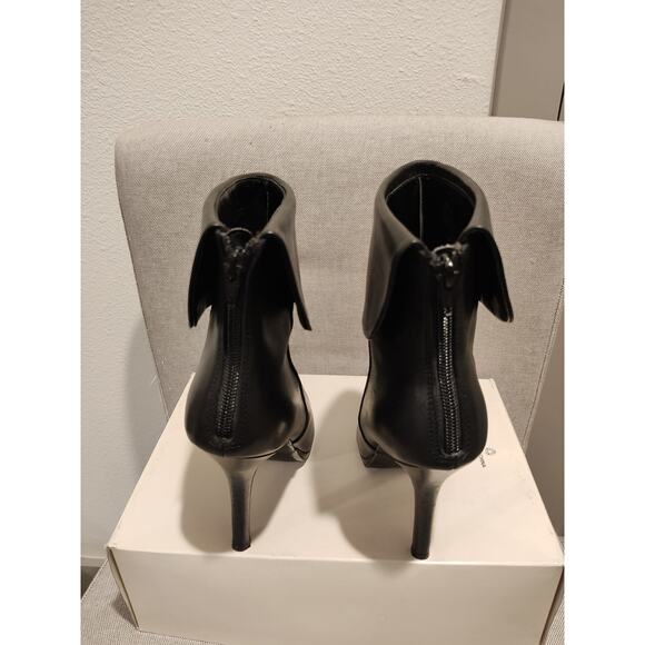 Ralph Lauren Leola High Cuffed Ankle Boots - Picture 3 of 6